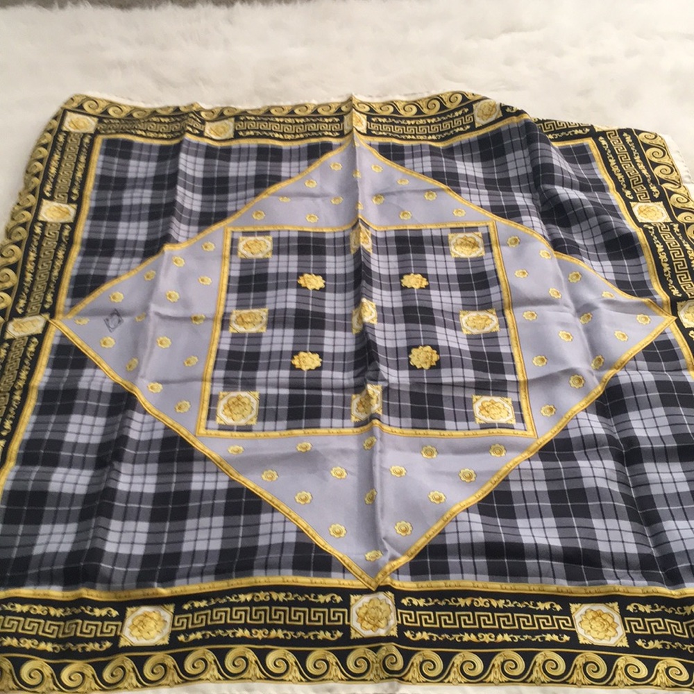 Versace silk scarve